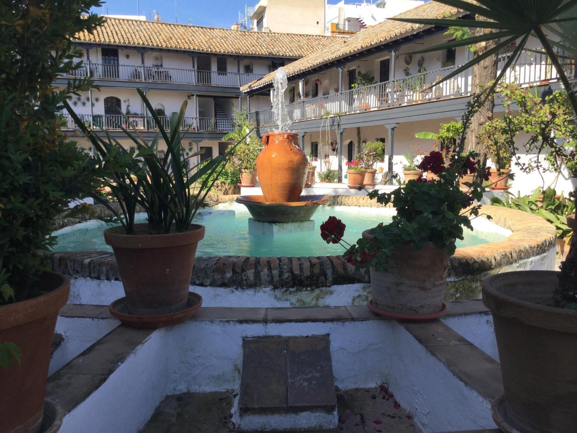 Апартаменты Andalusian Courtyard Севилья Экстерьер фото