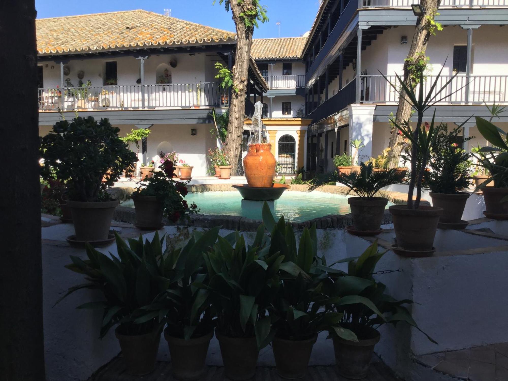 Апартаменты Andalusian Courtyard Севилья Экстерьер фото