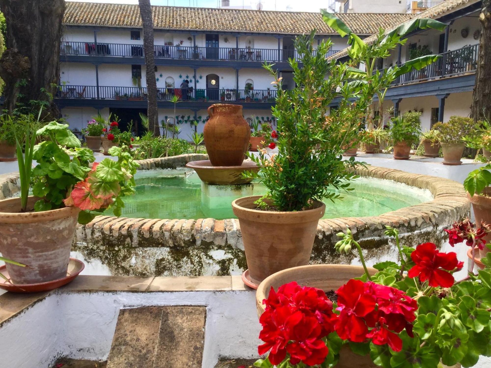 Апартаменты Andalusian Courtyard Севилья Экстерьер фото