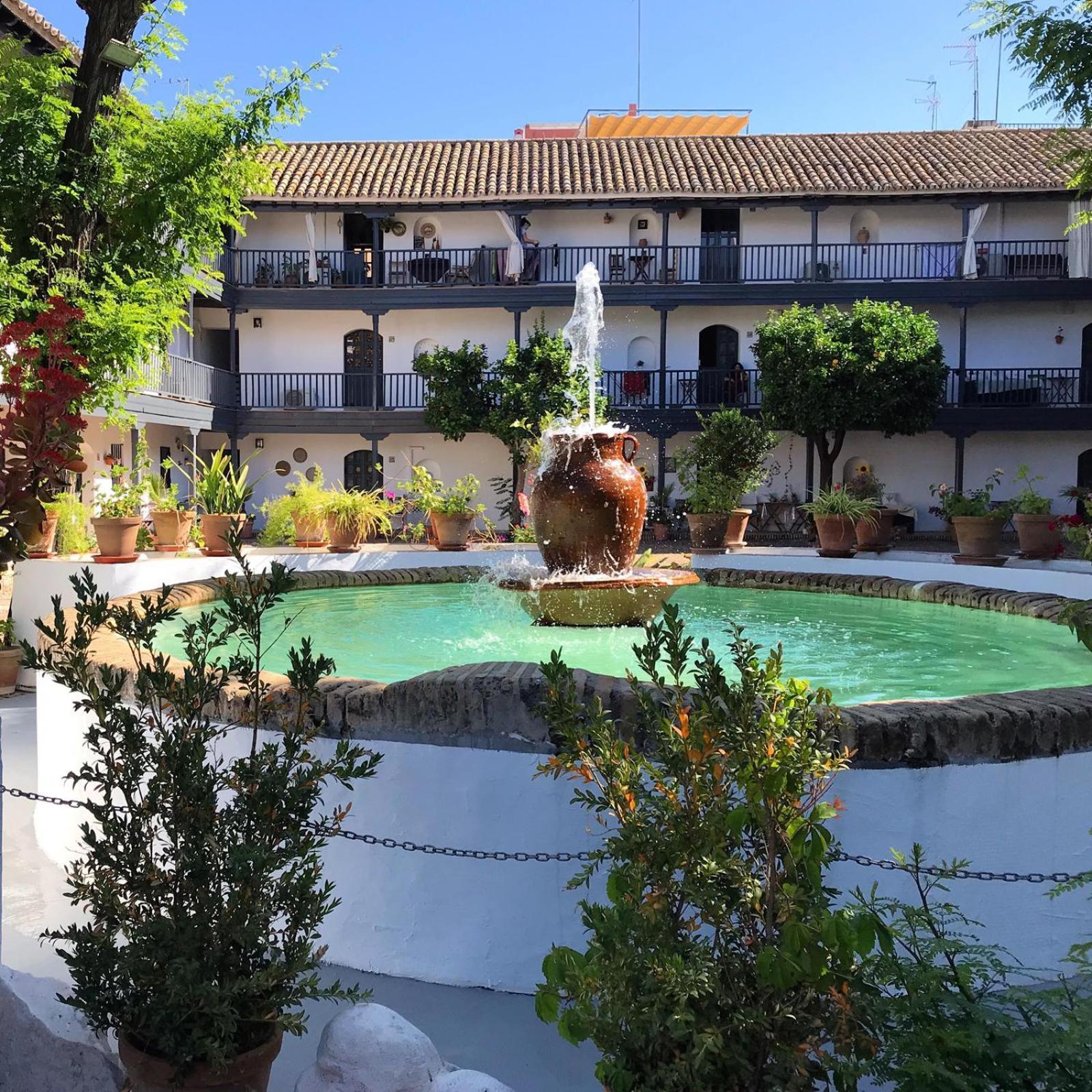 Апартаменты Andalusian Courtyard Севилья Экстерьер фото