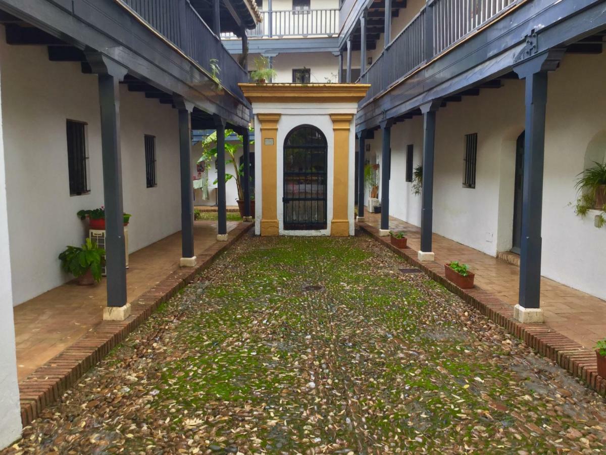 Апартаменты Andalusian Courtyard Севилья Экстерьер фото